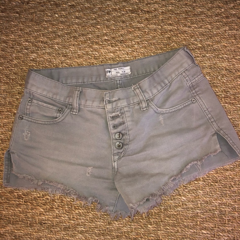 Women’s free people gray cutoff shirts size 24